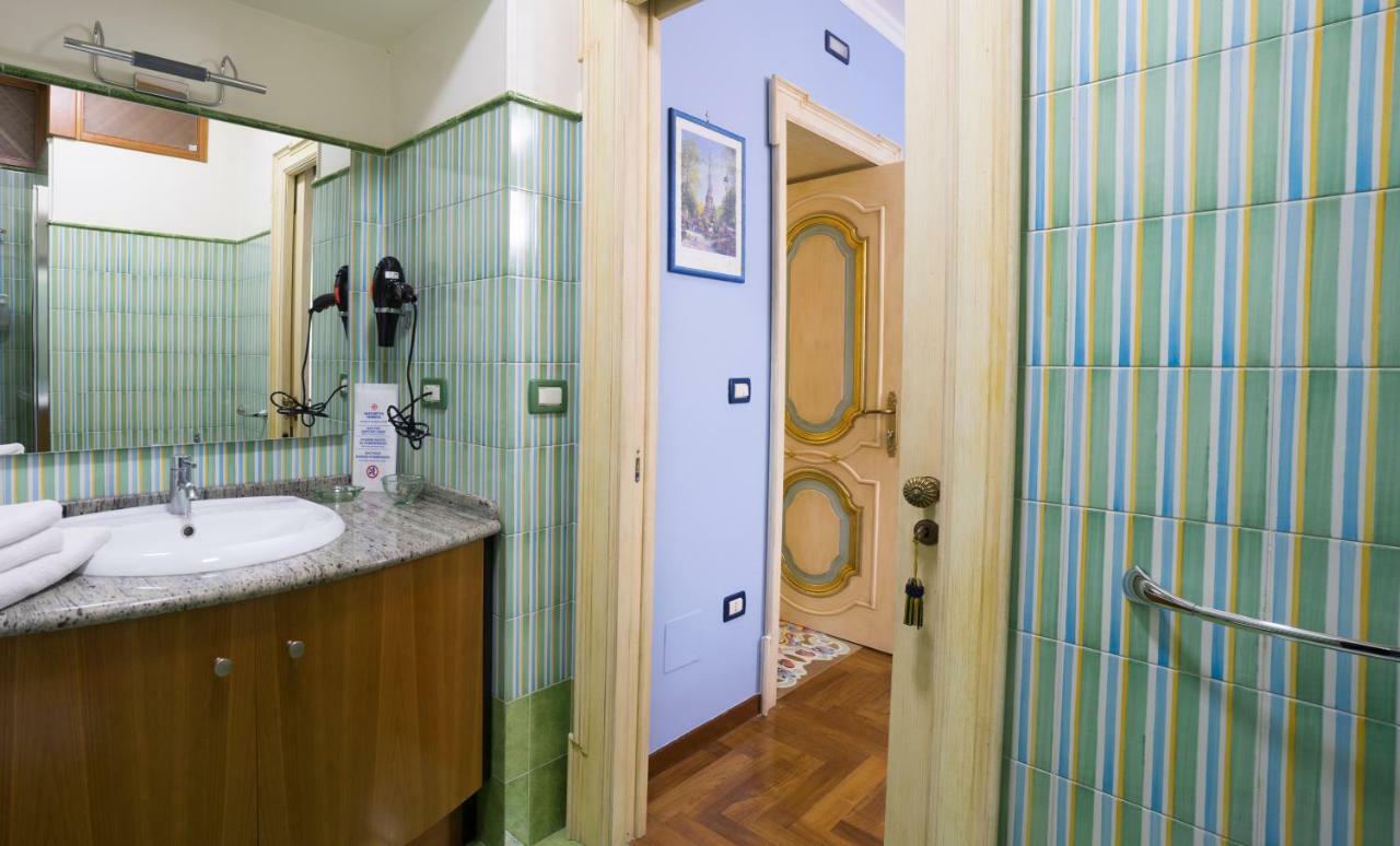 نابولي B&B 'O Sole Mio! المظهر الخارجي الصورة